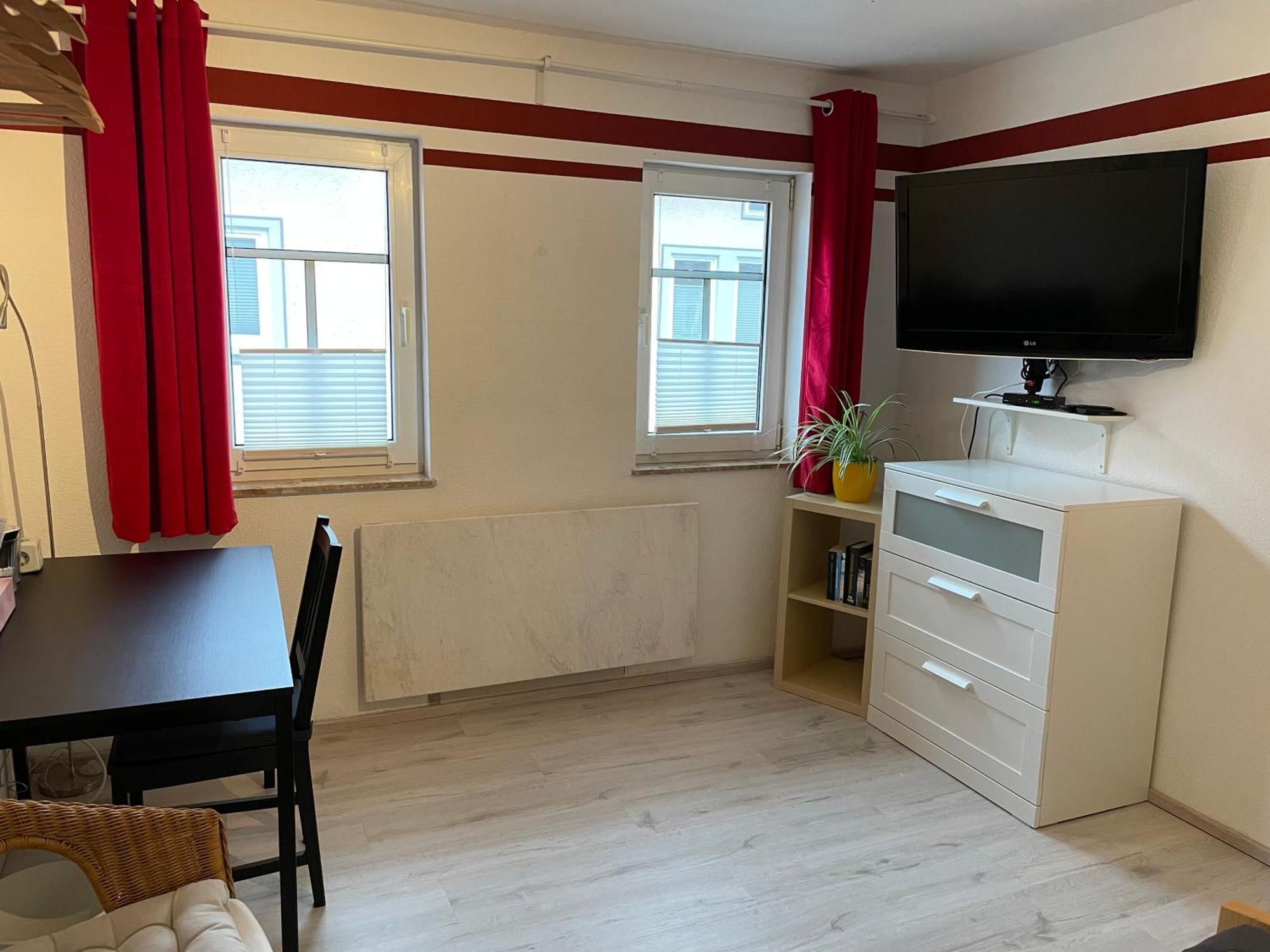 Exklusive Zimmer Mit Geteiltem Bad Und Kueche Om Stadtilm Esterno foto